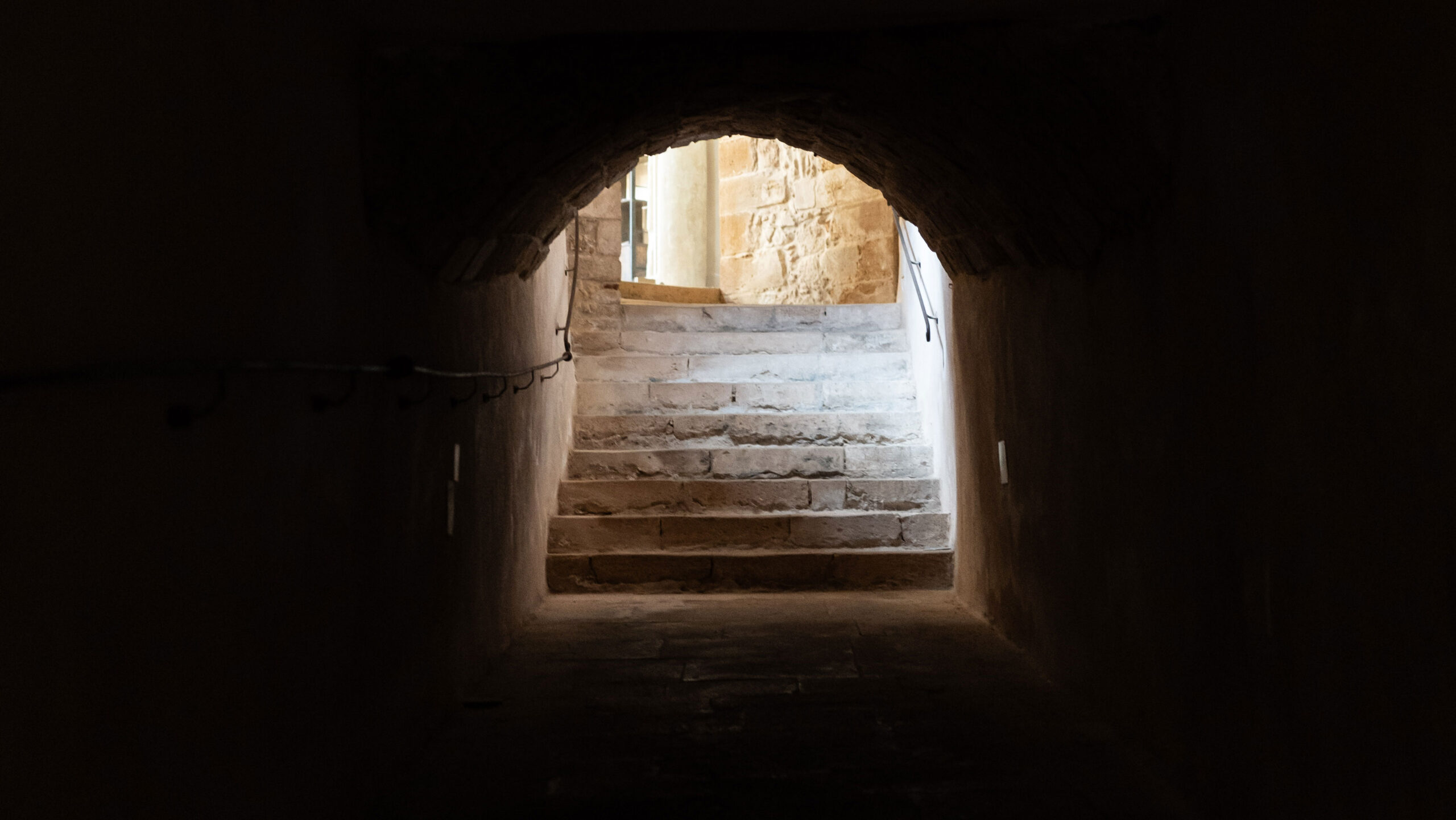 dal-buio-alla-luce-siracusa-esperienza