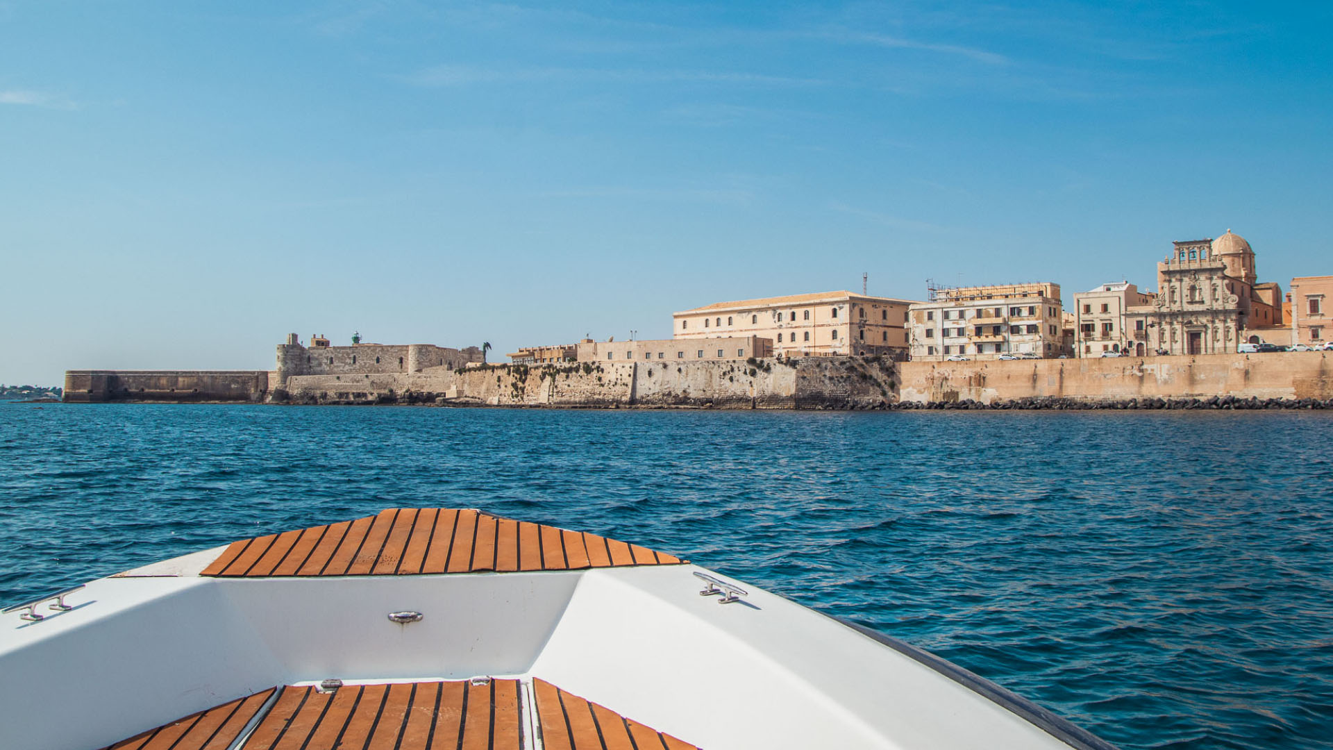 6-mare-di-ortigia-con-aperitivo